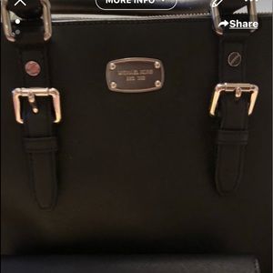 Micheal kors purse and wallet
